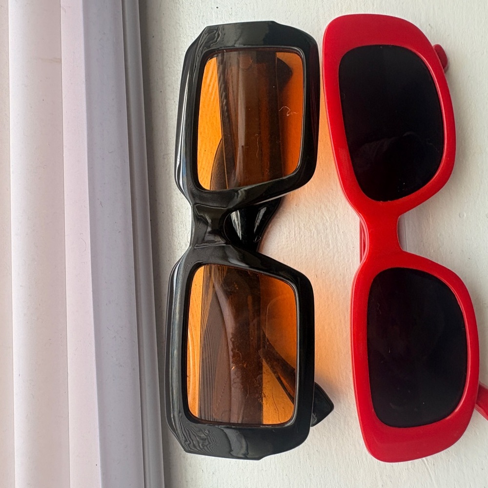 Pair of Retro Rectangle Sunglasses - Black/Red with Amber & Black Lenses